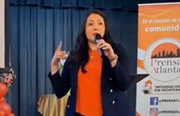 abogada de inmigración Johanna Cochran